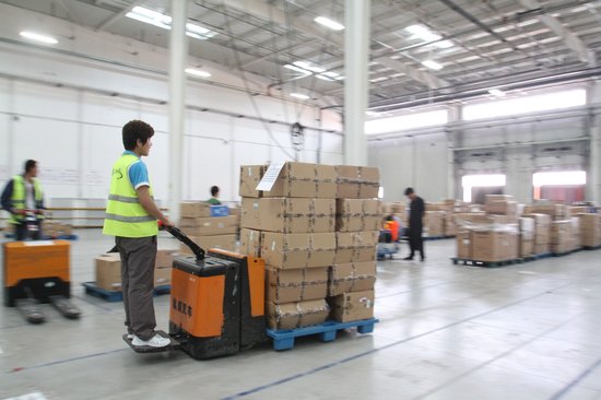 亚马逊中国物流基地:徒步2小时的天津武清大仓